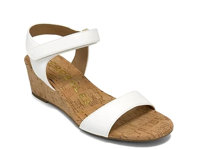 Wel Wedge Sandal