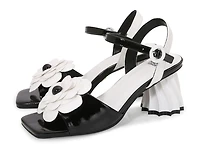 Camila Sandal