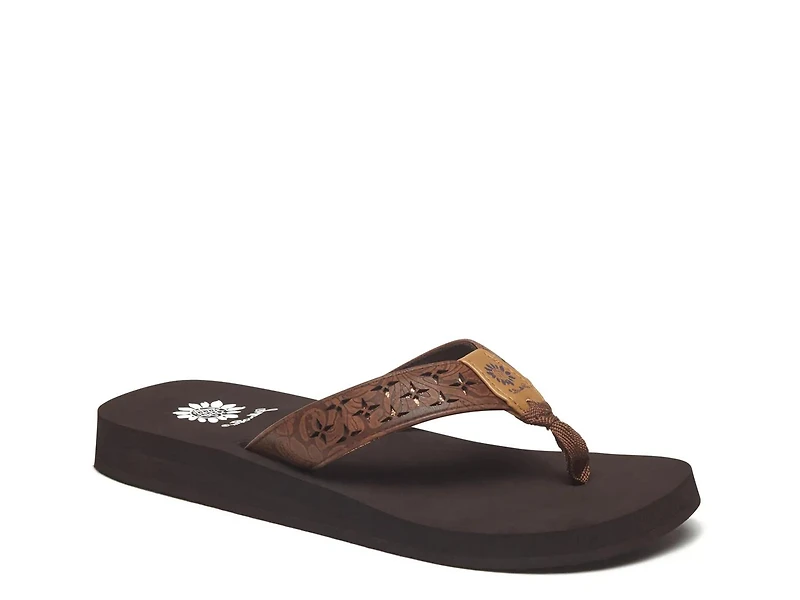 Benji Sandal
