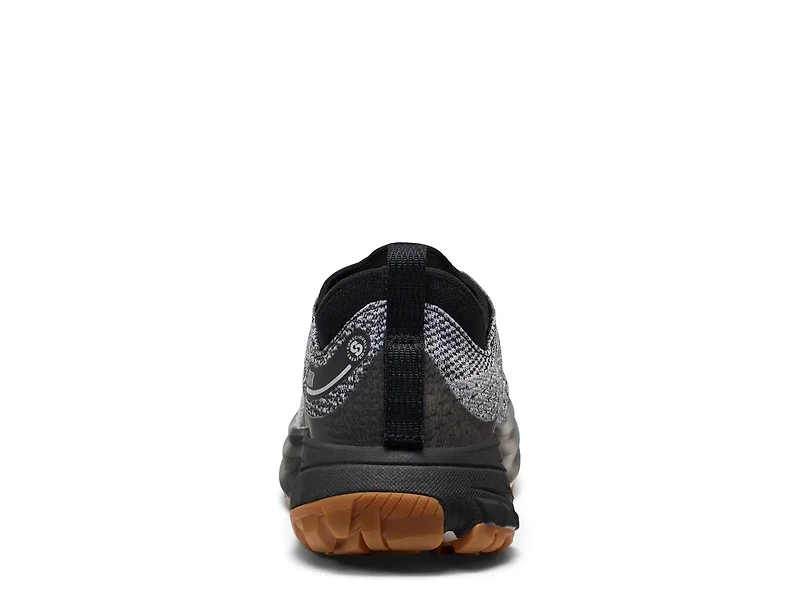 Seek Trail Running Shoe