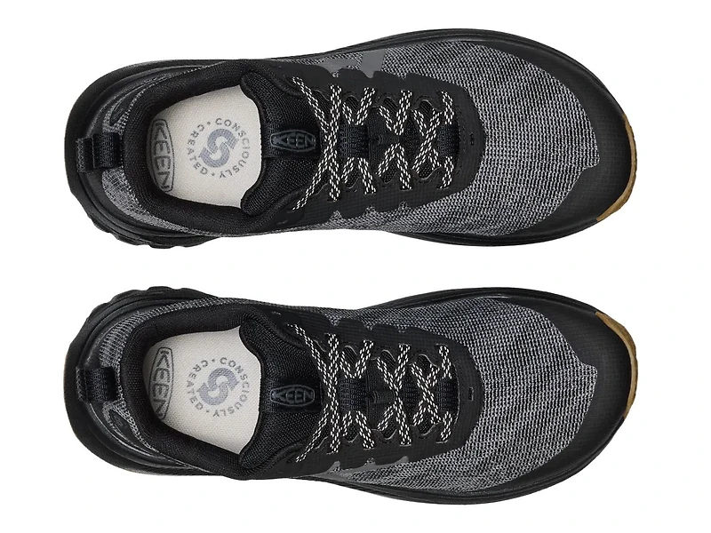 Roam Trail Running Shoe