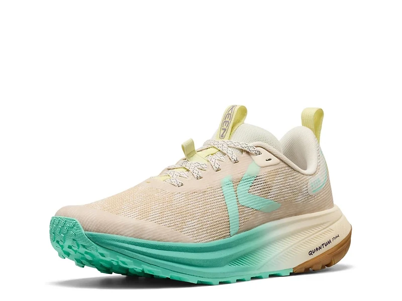 Roam Trail Running Shoe