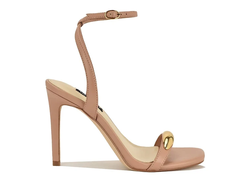 Props Sandal