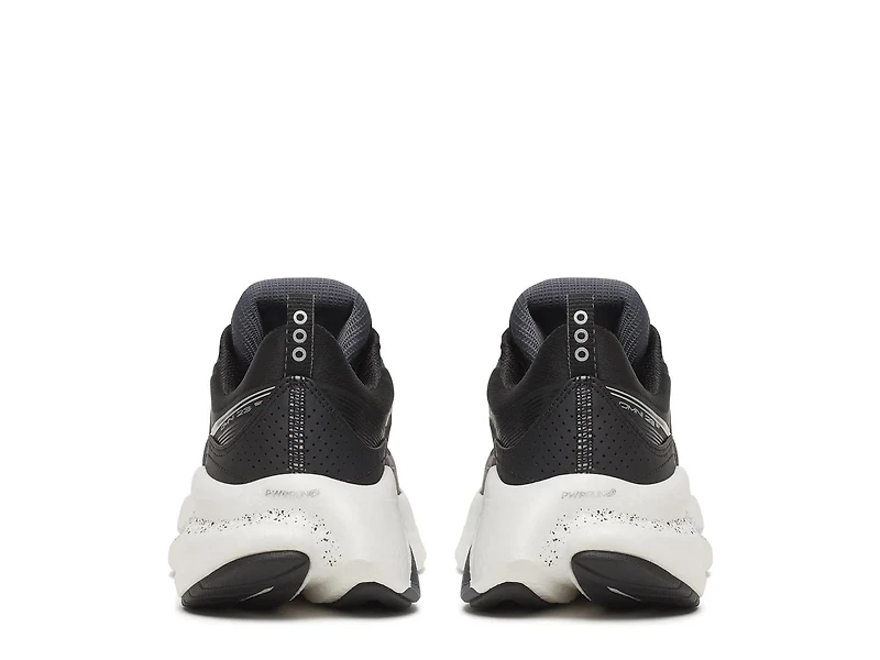 Omni ST 23 Running Shoe