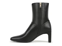 Nona Bootie
