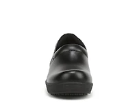Dynamo Lite Clog