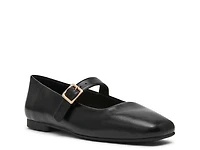 Mabel Mary Jane Flat