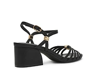 Mikayla Sandal