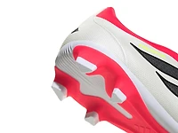 PREDATOR Club Firm/Multi Ground Soccer Cleat