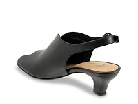 Norma Sandal