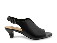 Norma Sandal