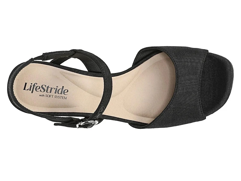 Gwendolyn Sandal