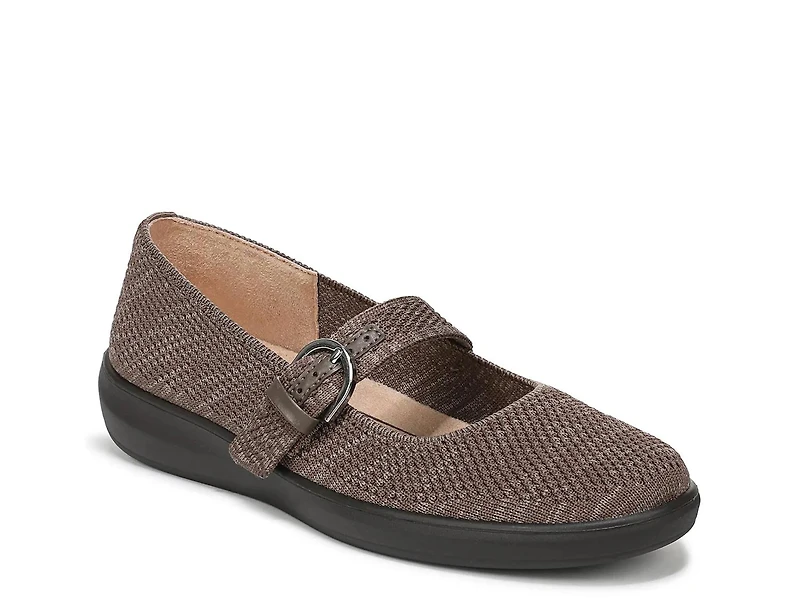 Nuevo Mary Jane Flat