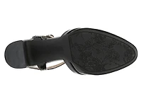 Toni Pump