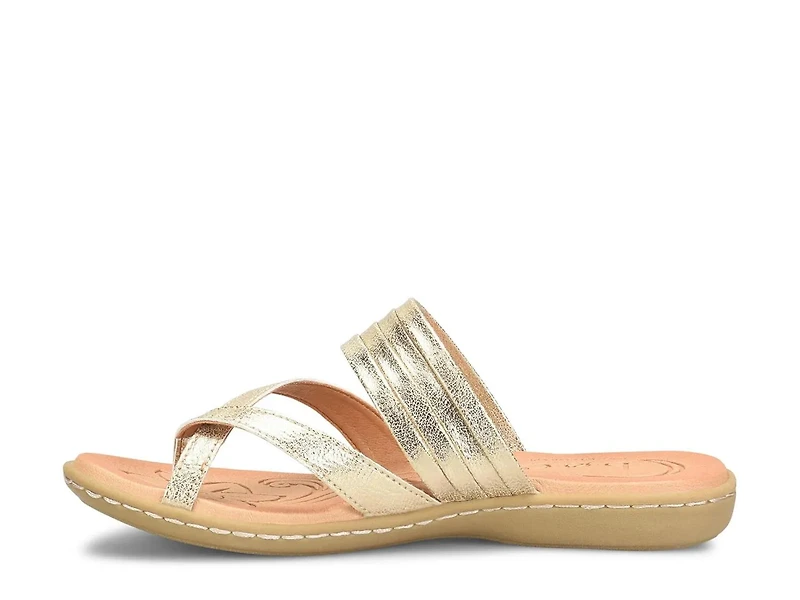 Alisha Sandal
