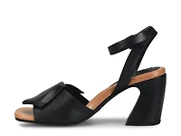 Brooke Sandal