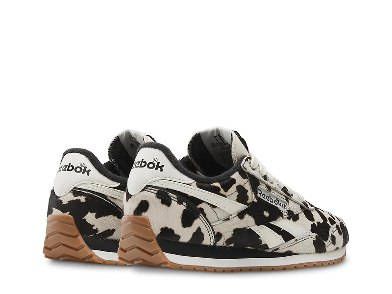 Classic AZ Animal Sneaker