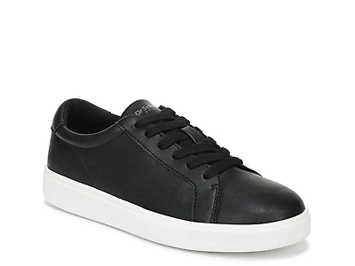Vivienne Sneaker