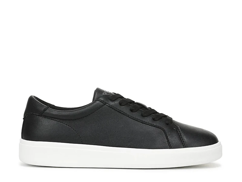 Vivienne Sneaker