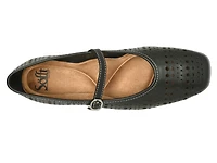 Ellie Mary Jane Flat