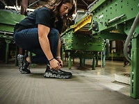 FloatZig 2 Composite Toe Work Sneaker