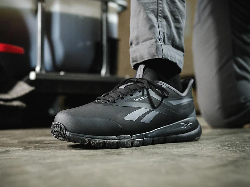 Flex Trainer Work Sneaker - Men's