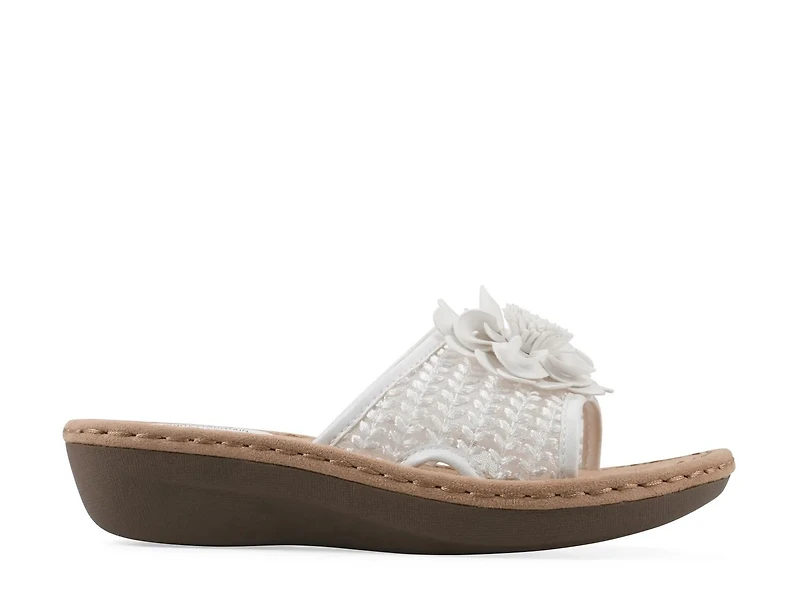 Chill Wedge Sandal