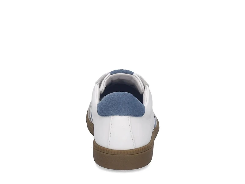 Joleen Sneaker