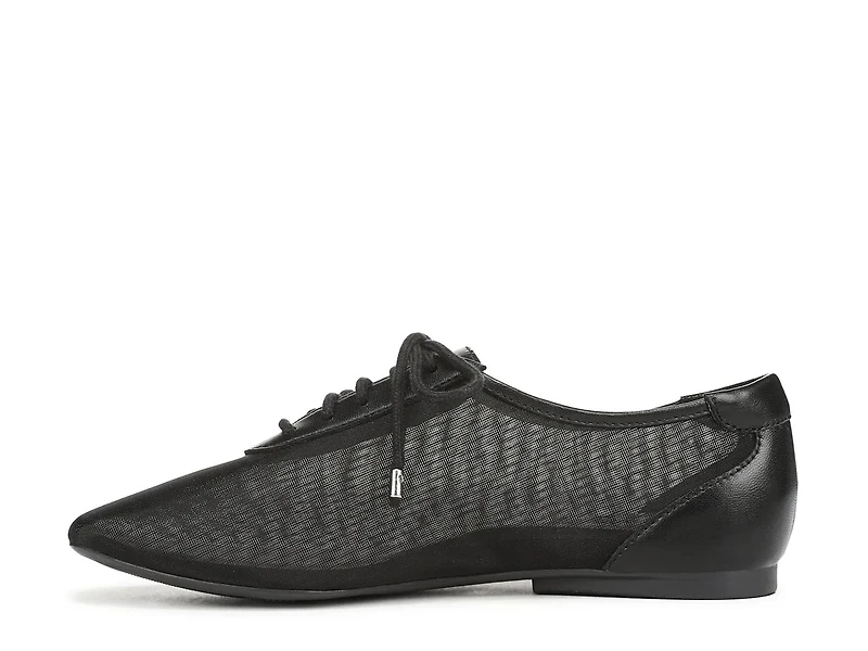 Chazz Sneaker