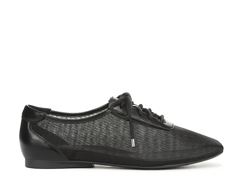 Chazz Sneaker