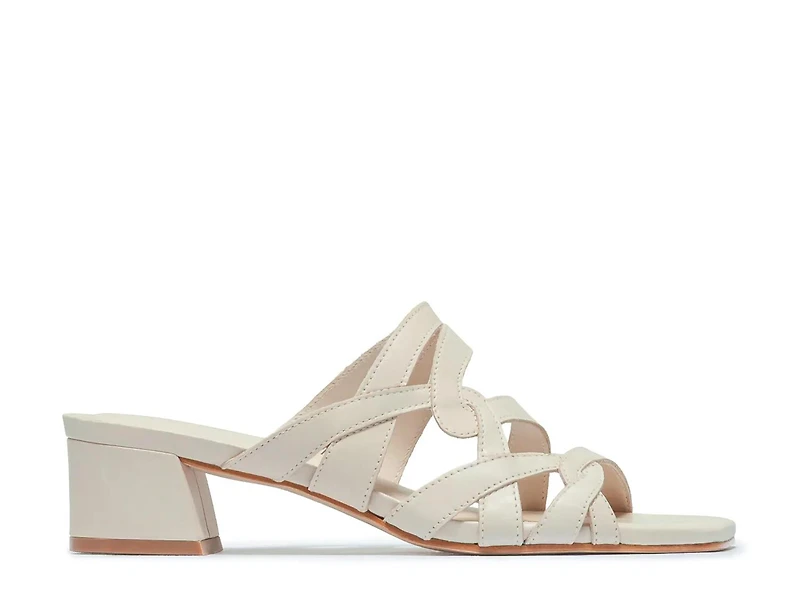 Johanne Sandal