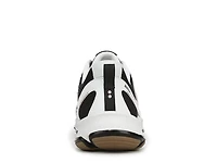 Devotion X Classic 2 Sneaker