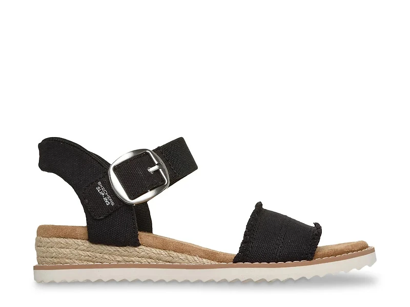 Hands Free Slip-ins BOBS Desert Kiss Frayed Fun Sandal
