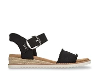 Hands Free Slip-ins BOBS Desert Kiss Frayed Fun Sandal