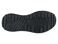 Tori Sneaker