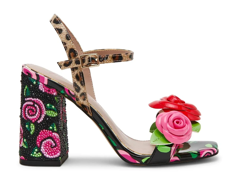 Krystle Sandal