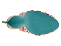 Gerri Sandal
