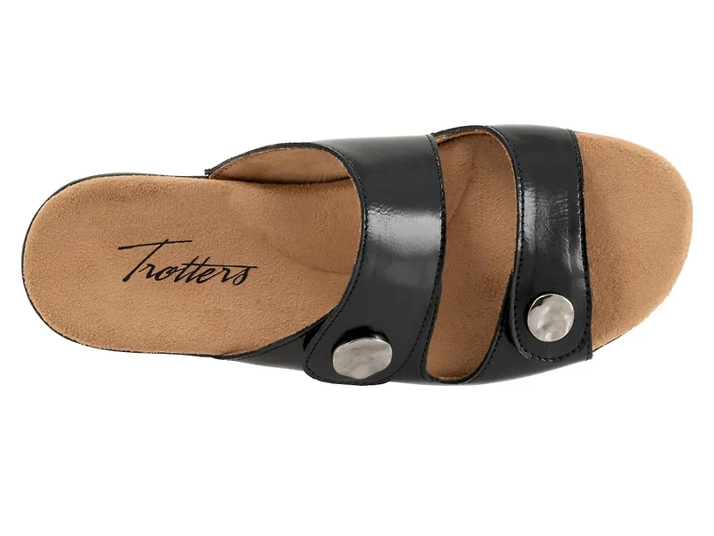 Ruthie Sandal