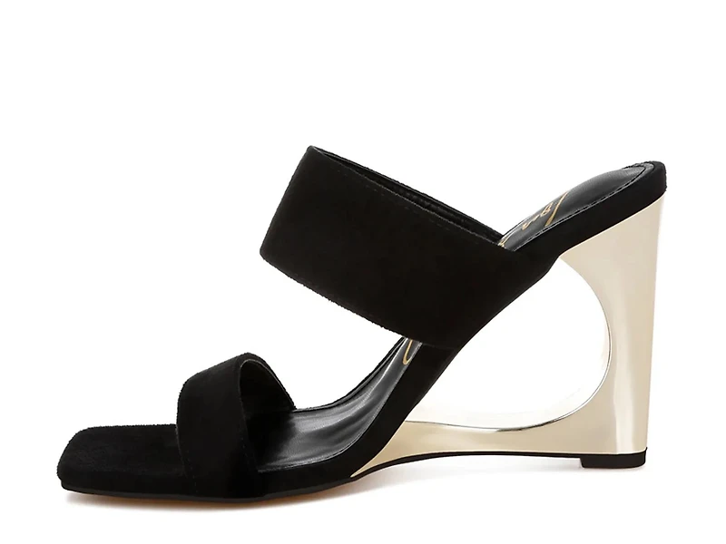 Zinrah Wedge Sandal
