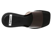 Aponi Sandal
