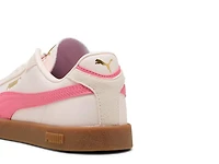 Club II Era Sneaker