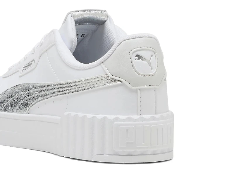 Carina 3.0 Metallic Whisper Sneaker