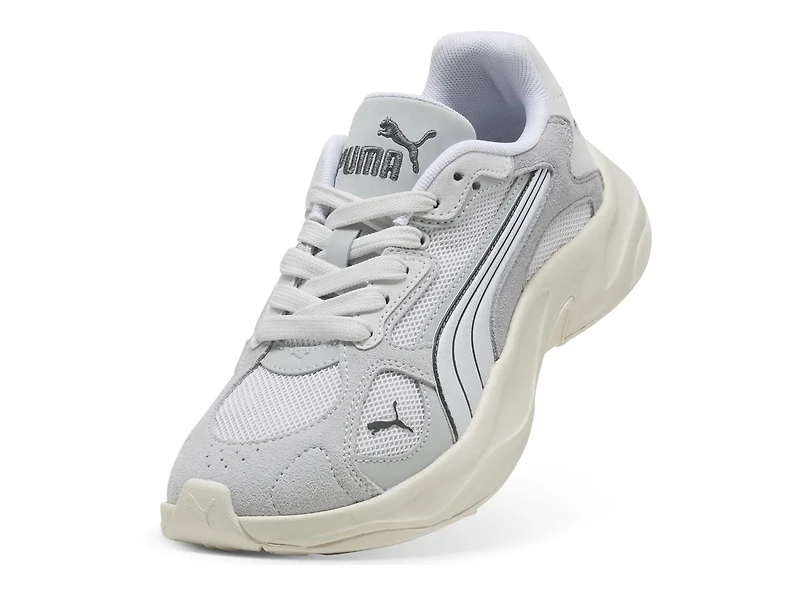 Insphere Muse Sneaker