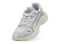 Insphere Muse Sneaker