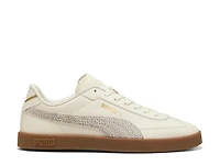 Club II Era Sneaker
