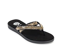 Dina Sandal