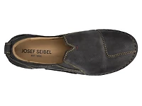 Fergey 49 Slip-On