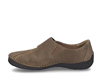 Fergey 68 Slip-On