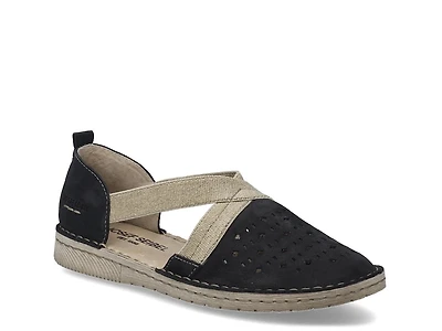 Sofie 44 Slip-On