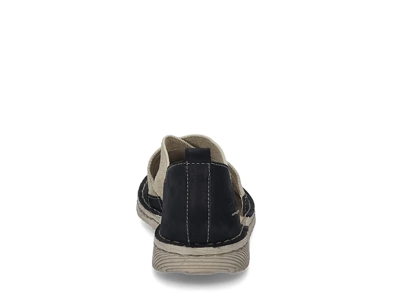 Sofie 44 Slip-On
